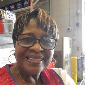 Meet your Posher, Catherine